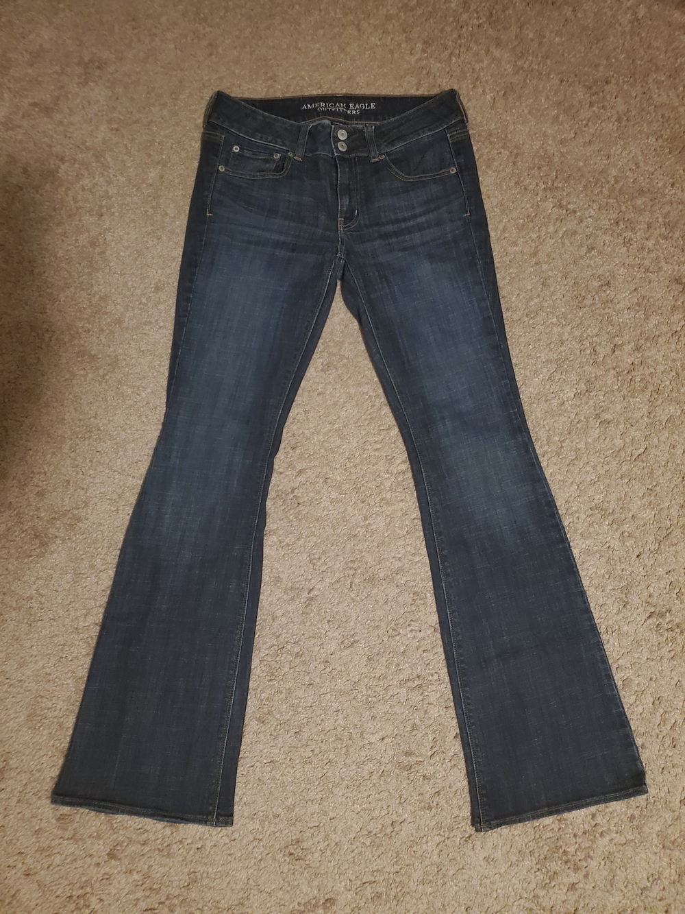 American Eagle Outfitters Women’s Dark Blue Artist Flare Jeans size 6 Long